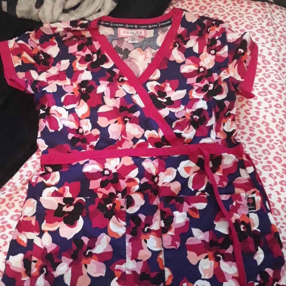 Scrub TOP